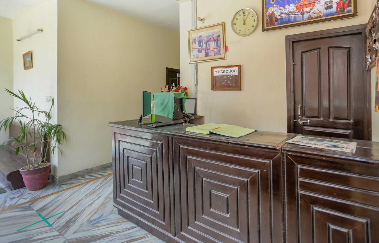 Collection O 81098 Hotel Royal Panjab Bijnaur Buitenkant foto
