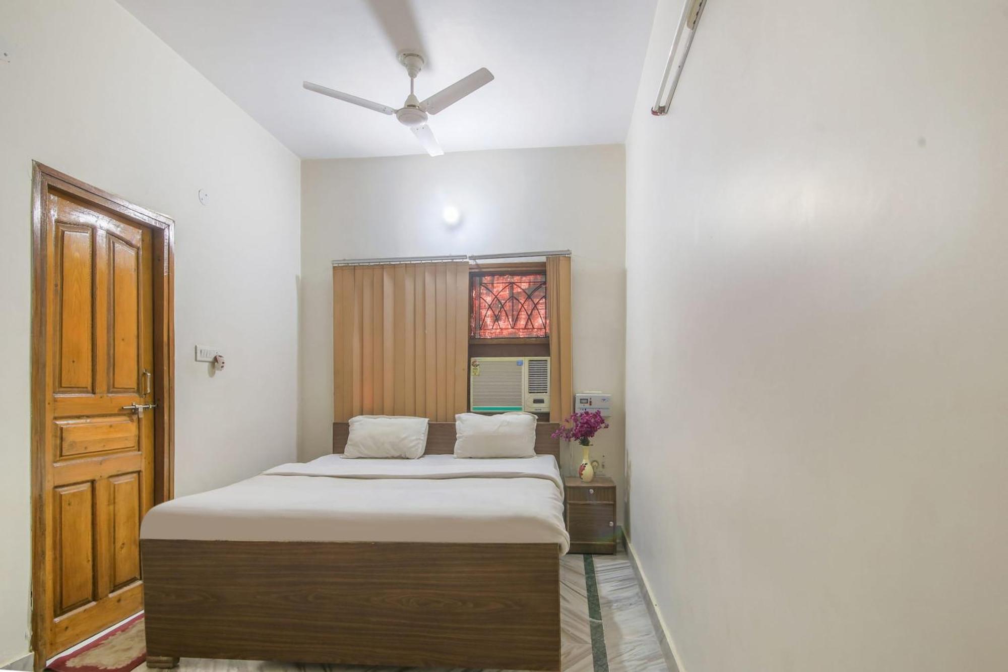 Collection O 81098 Hotel Royal Panjab Bijnaur Buitenkant foto