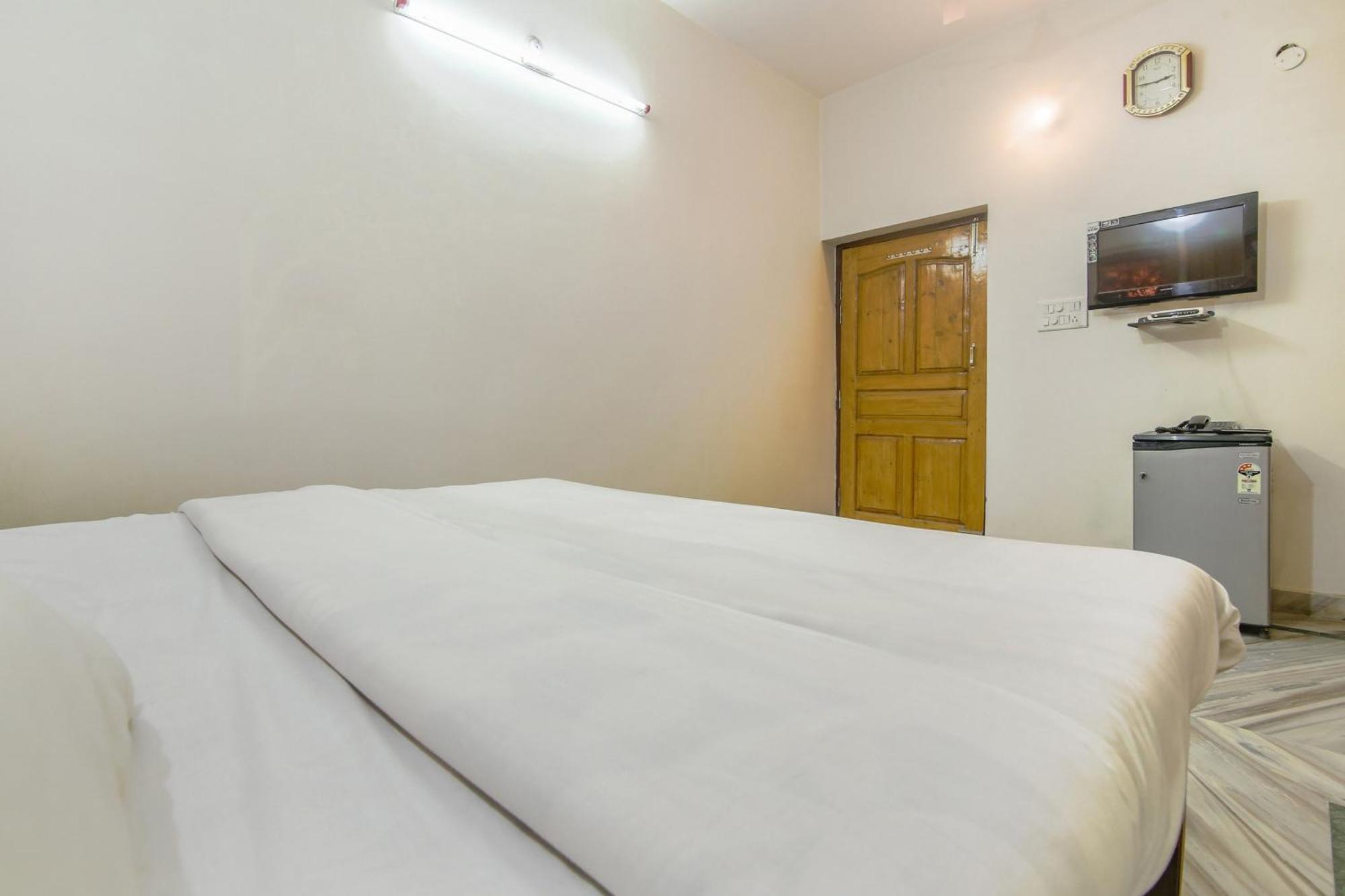 Collection O 81098 Hotel Royal Panjab Bijnaur Buitenkant foto