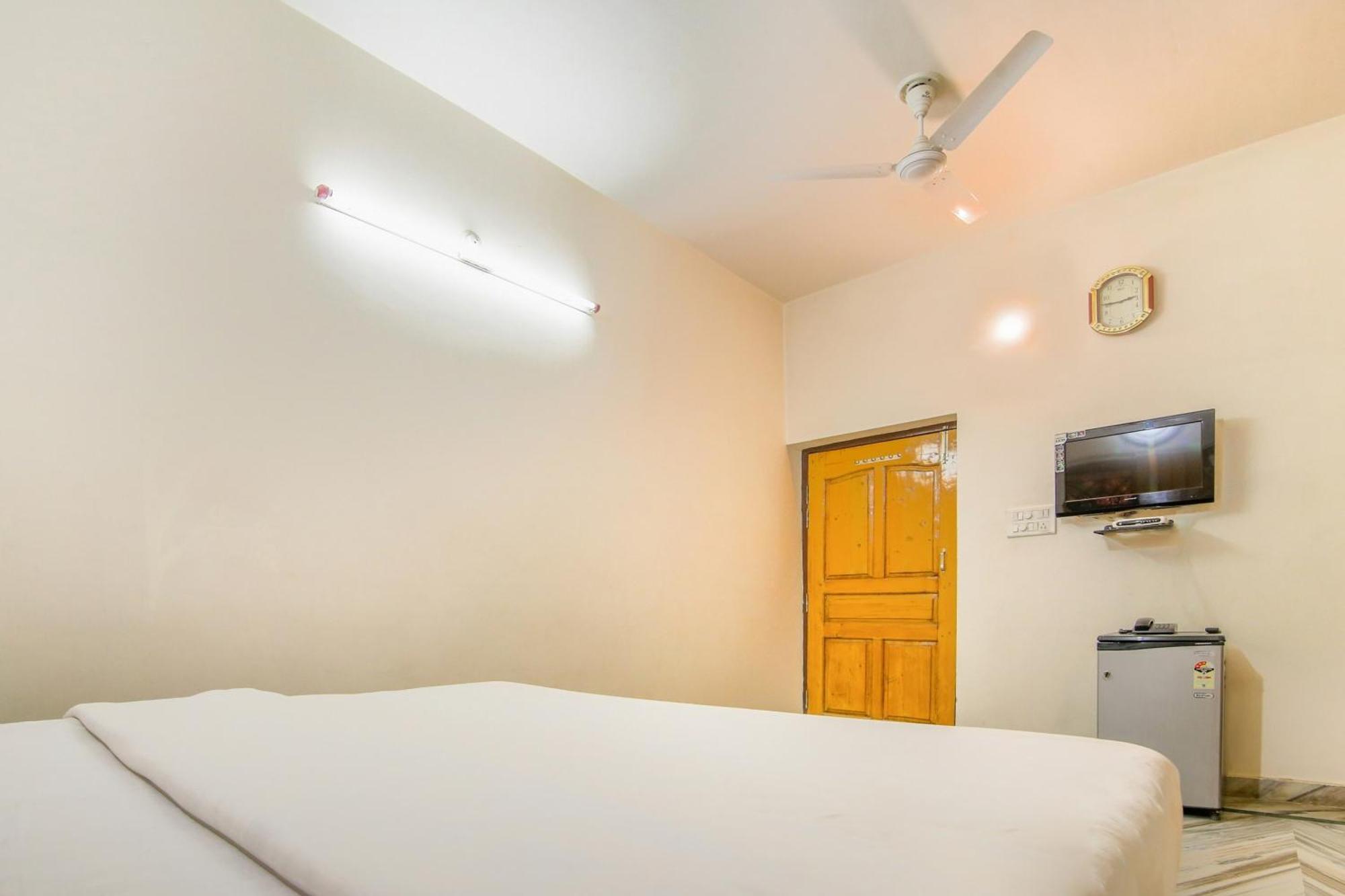 Collection O 81098 Hotel Royal Panjab Bijnaur Buitenkant foto
